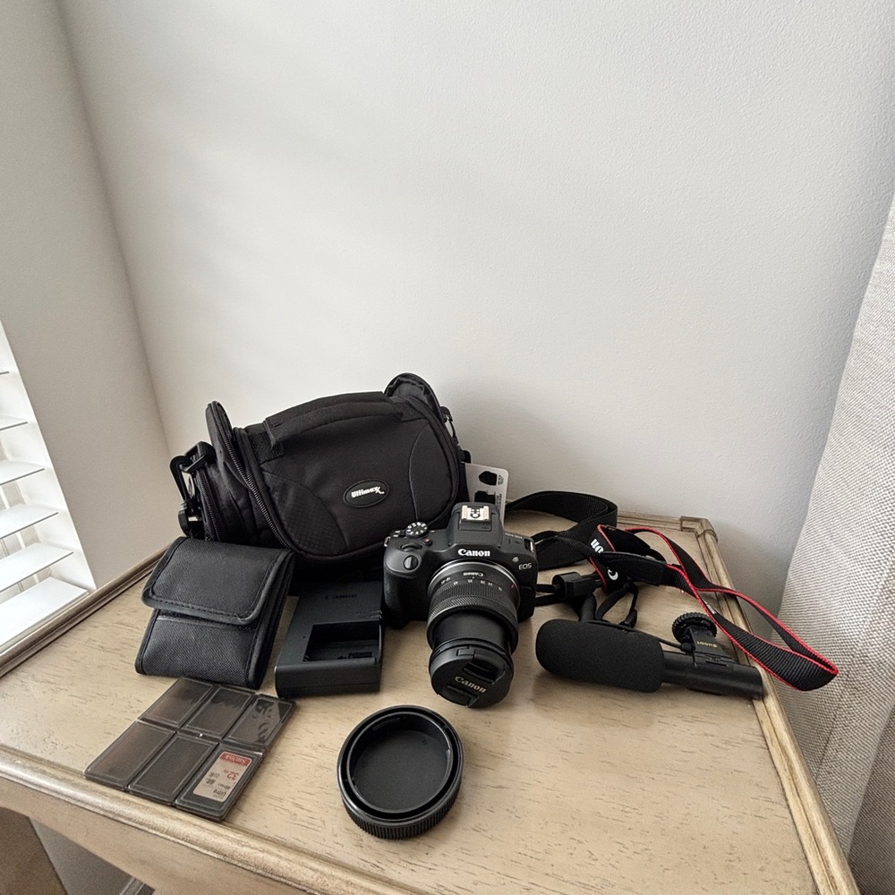 Canon R100 Black Digital Camera Set with Accessories